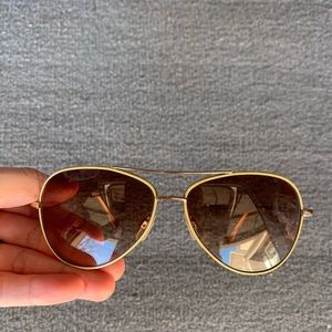 Jessica Simpson aviator sunglasses